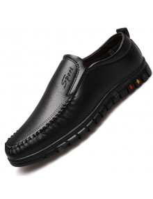 Fall / Winter Men's Casual Lace-up Leather Shoes Trend All-match Soft Bottom Soft Surface Comfortable Lazy Driving Shoes